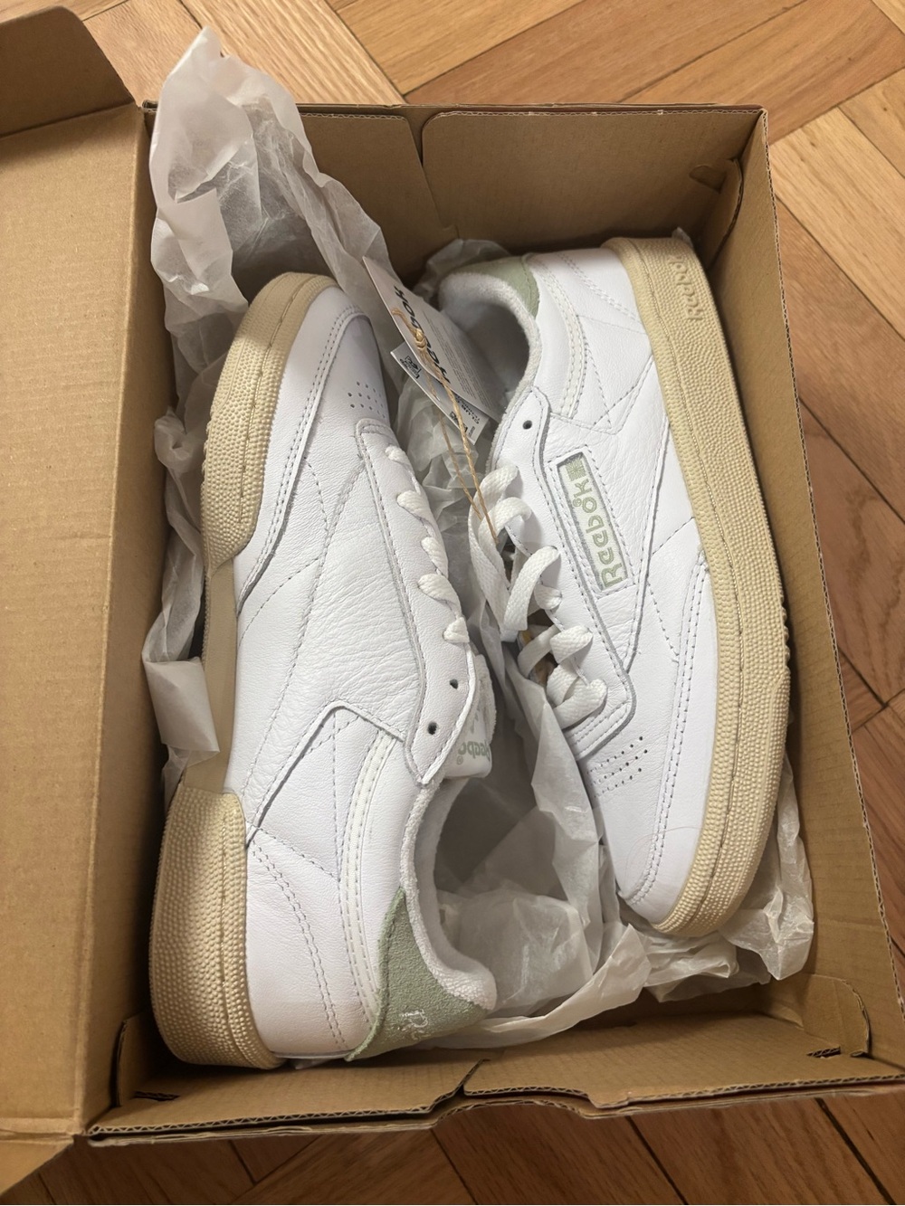 Reebok Club C 85 Vintage Sneakers Paper White Vintage Green Women's Size 6.5